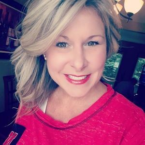 Meet your Posher, Wendy